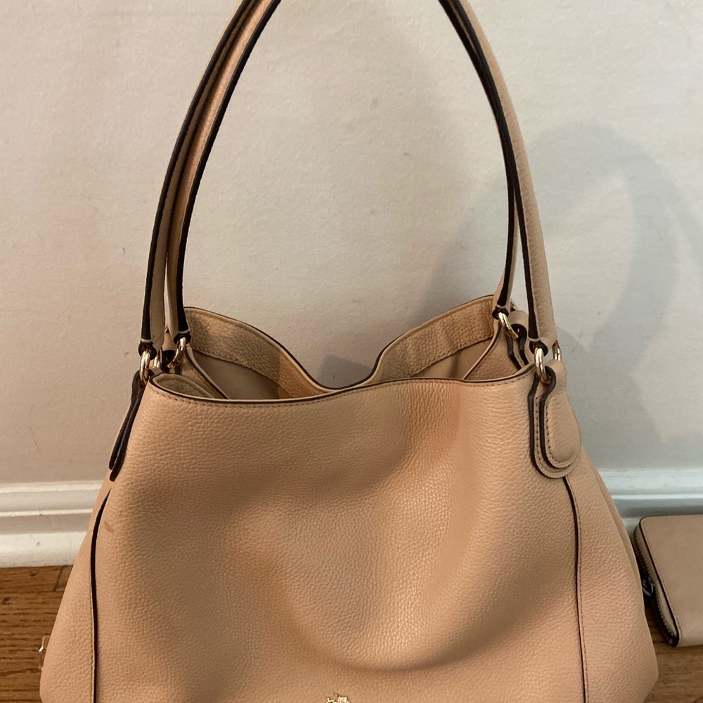 Coach Bag and Wallet - Tan Leather - Picture 2 of 16